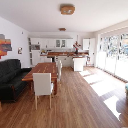 85 qm Wohnung Pauluste mit Terasse und Garten Rostock Exterior foto