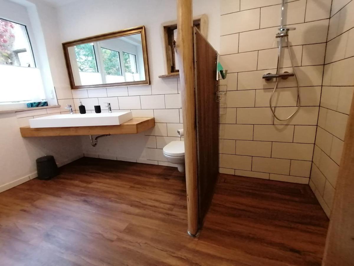 85 qm Wohnung Pauluste mit Terasse und Garten Rostock Exterior foto