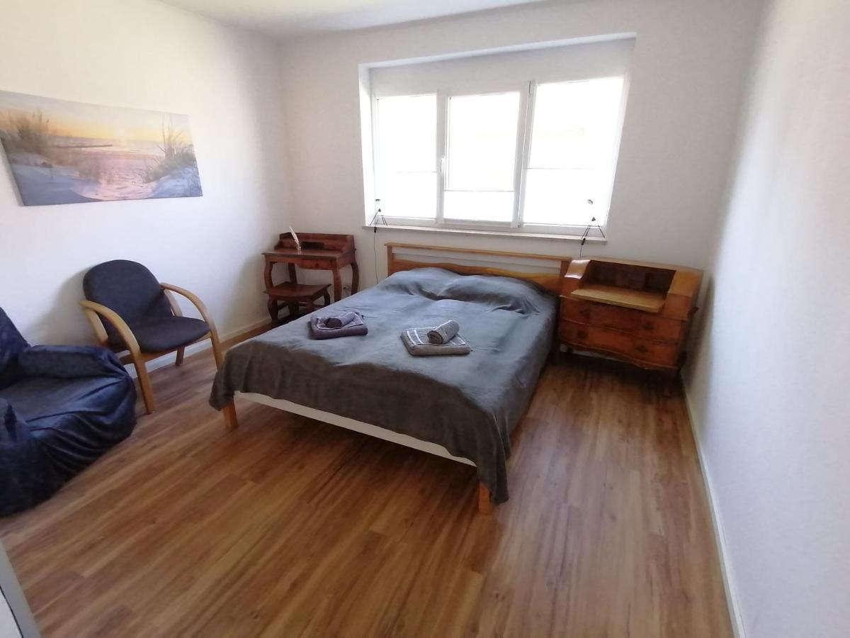 85 qm Wohnung Pauluste mit Terasse und Garten Rostock Exterior foto