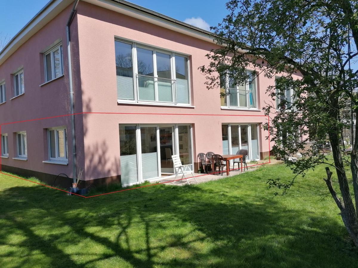 85 qm Wohnung Pauluste mit Terasse und Garten Rostock Exterior foto